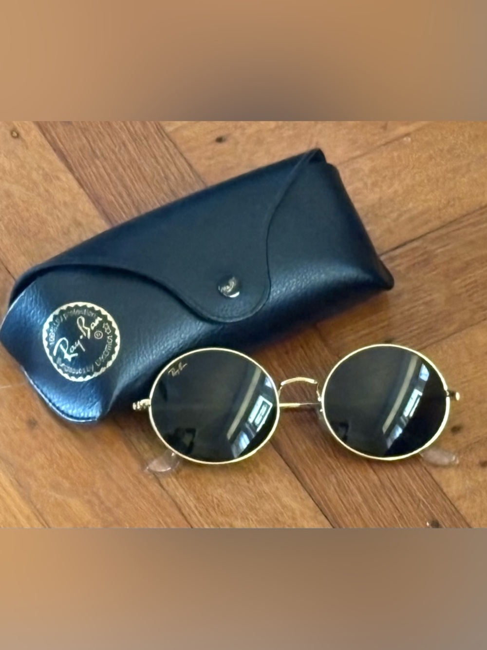 Ray-Ban Oval Classic Sunglasses Gold Wire Frame